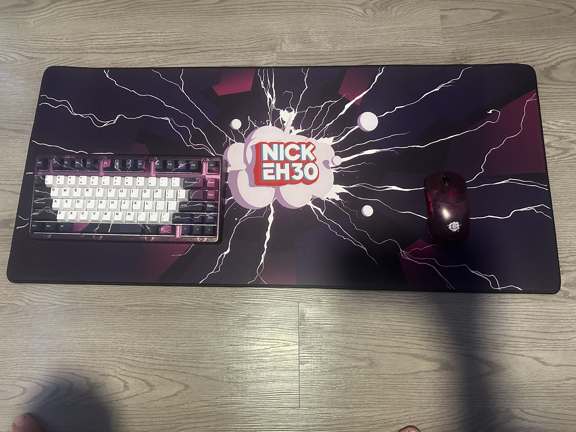 Ghost Keyboards NickEh30 Keyboard, Mouse, Mousepad