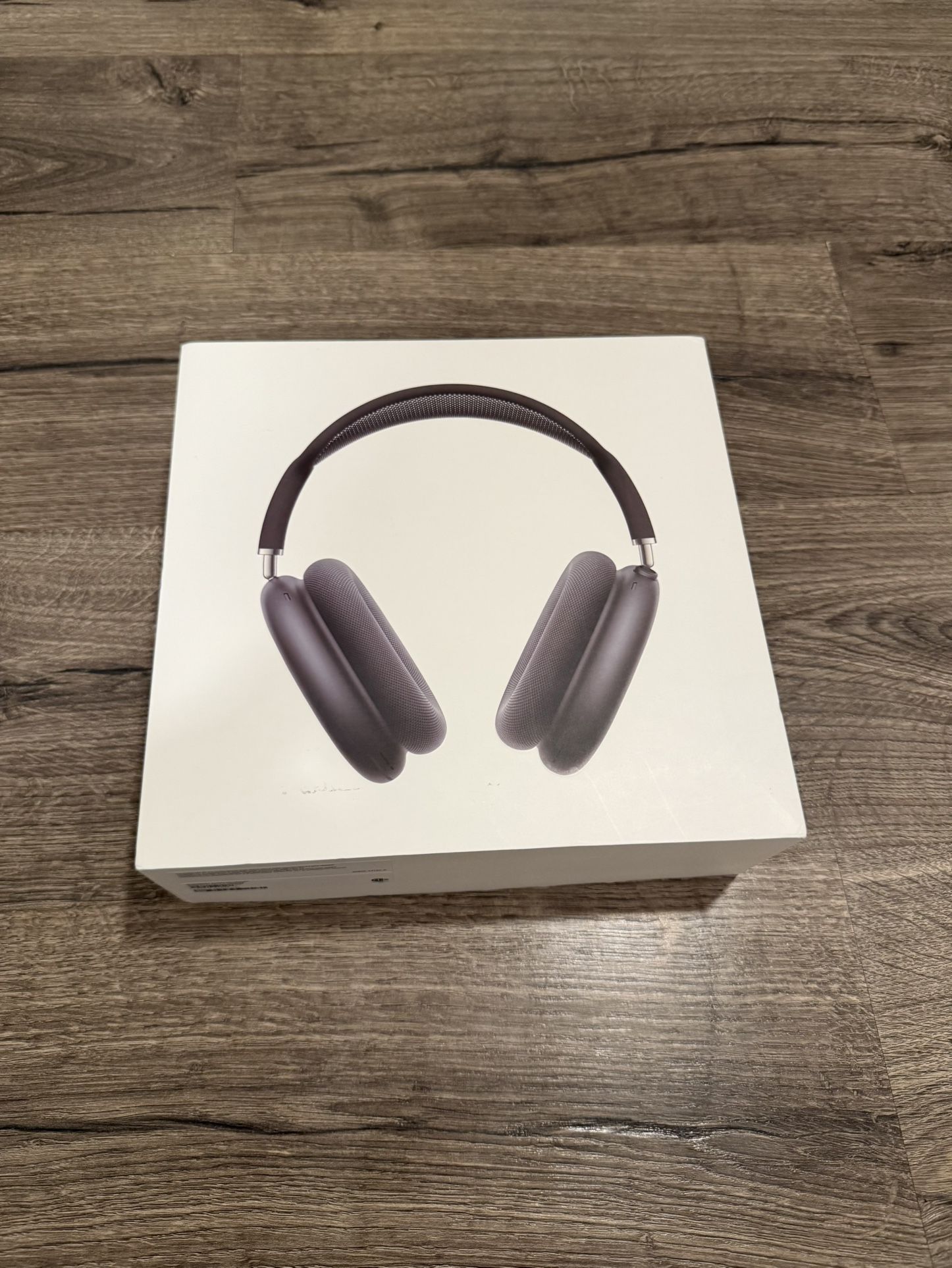 Apple Max Headphones