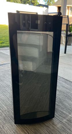 Mini fridge