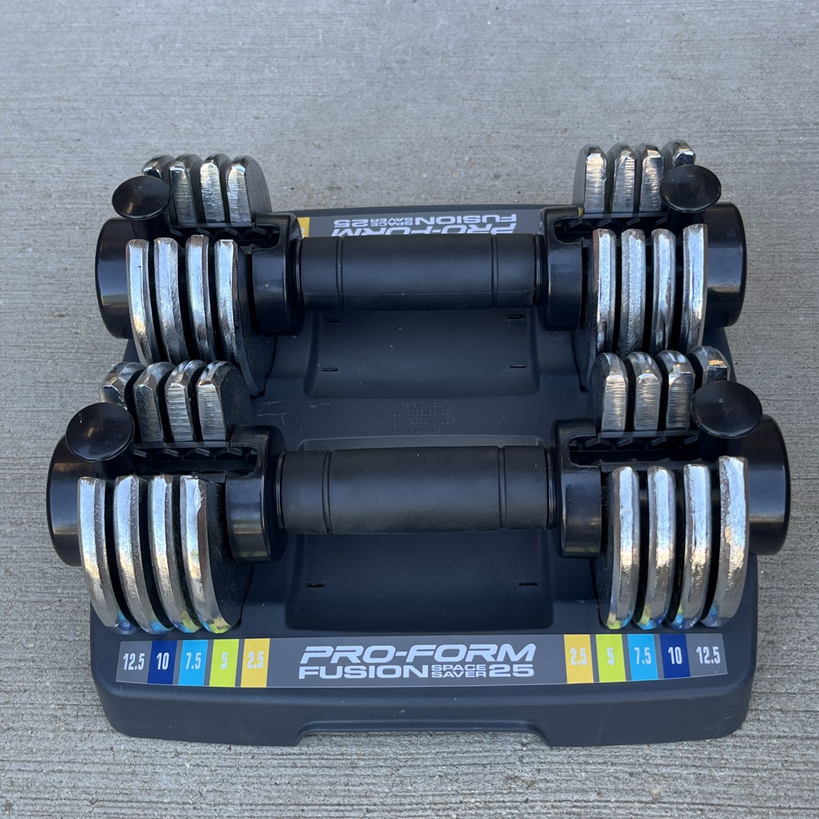 Pro-Form Fusion Spacesaver 25 Adjustable Dumbbell Weight Set (25lbs x 2)