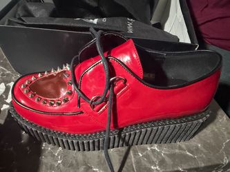 Demonias  2 pairs firm  size 9
