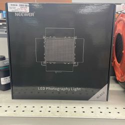 Neewer 