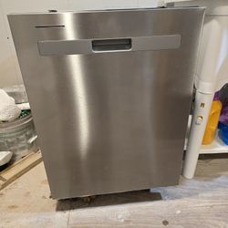 New Stainless Steel Dishwasher. OBO 
