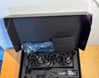 Gigabytes Windforce SFF RTX 5070 Ti 16 GB Graphics Card