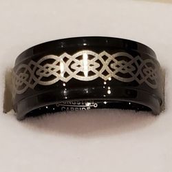 Tungsten Carbide Ring. Black And Gold. Size 6.