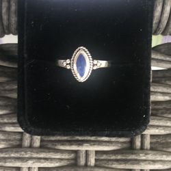 Nice Vintage Sterling Silver .925 Lapis Ring Size 7