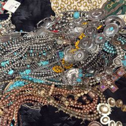 Western Jewelry New And Semi Used Necklace 