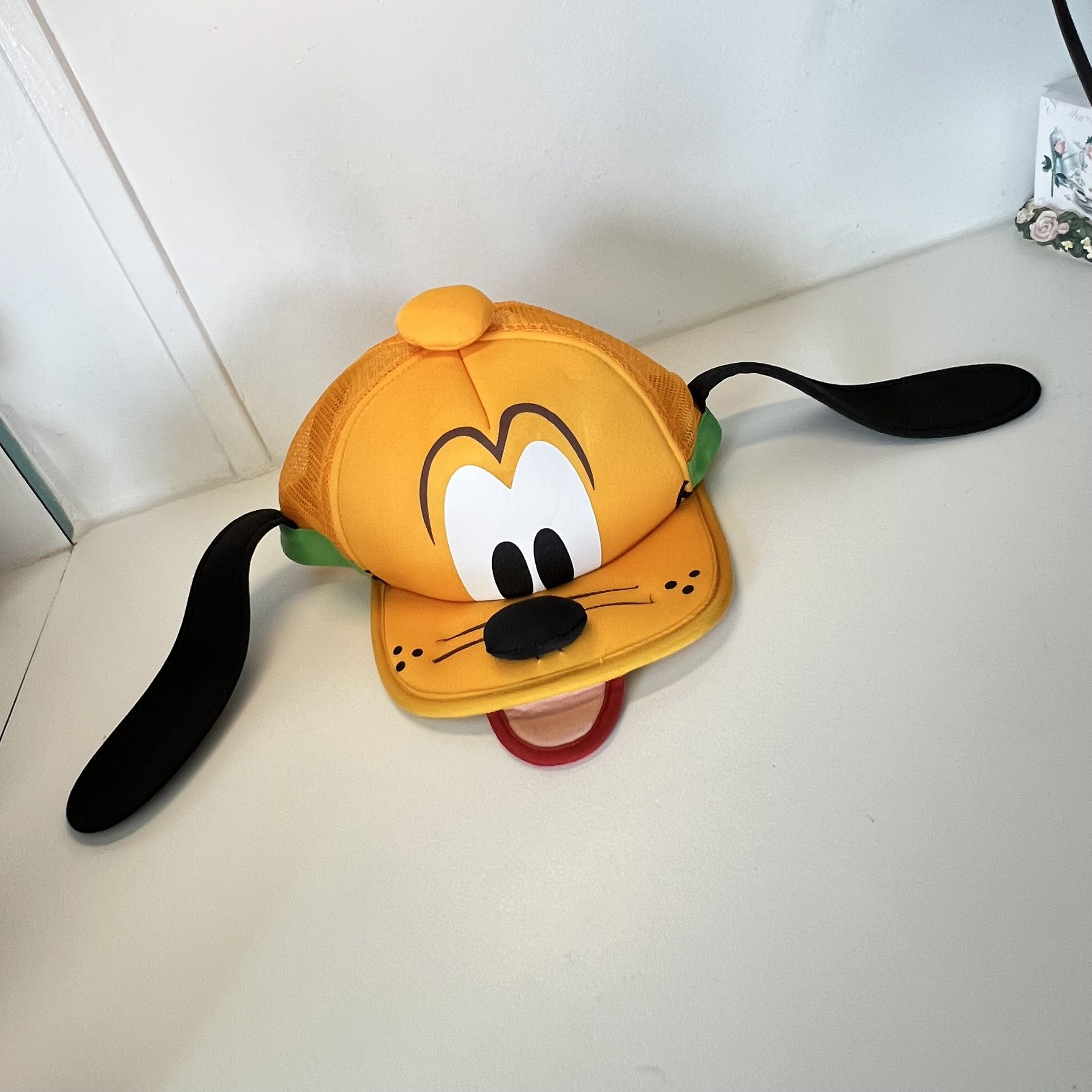 vintage DISNEY PARK 3D PLUTO HAT with EARS yellow Disneyland World dog Trucker