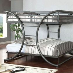 Brand New Solid Metal Full Over Full Size Bunk Bed