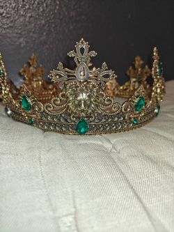 Halloween King Crown Prop