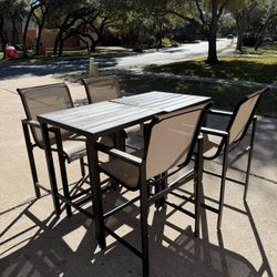 Outdoor Patio, Dining Set, Four Chairs, Table 