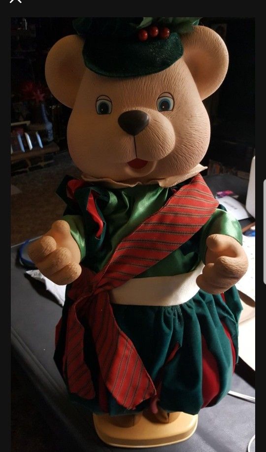 Christmas Animated Bear