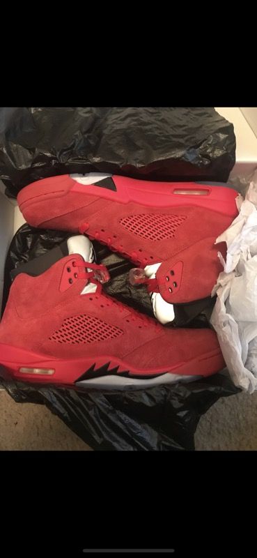 Jordan Red suede 5’s sz 12