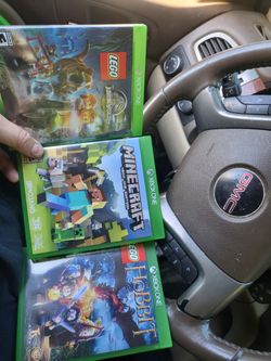 3 Xbox One Games Minecraft, Lego the Hobbit, Lego jurassic World, all  Excellent condition