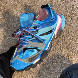 Balenciaga “Track” blue/pink