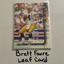 Brett Favre Green Bay Packers Hall of Fame QB Leaf Card. 