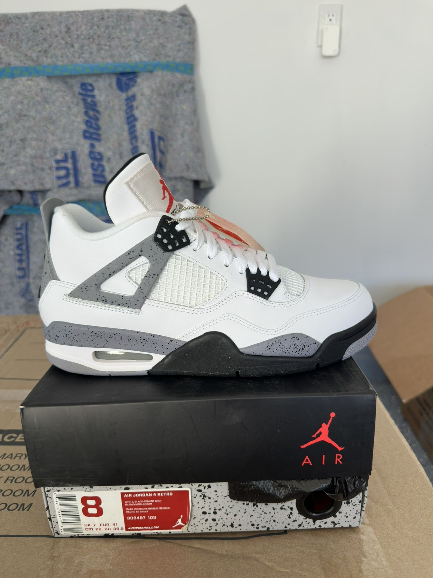 Air Jordan Retro 4 New Size 8