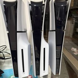 PLAYSTATION 5 SLIM DIGITAL/ DISK VERSION