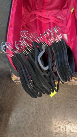 Assorted Black Velvet Clothes Hanger with Metal Hooks
