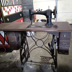 Antique Sewing Machine W/ Original Handbook