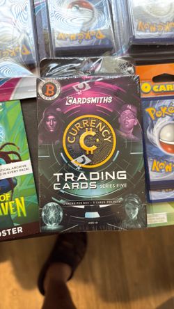 Currency trading card box