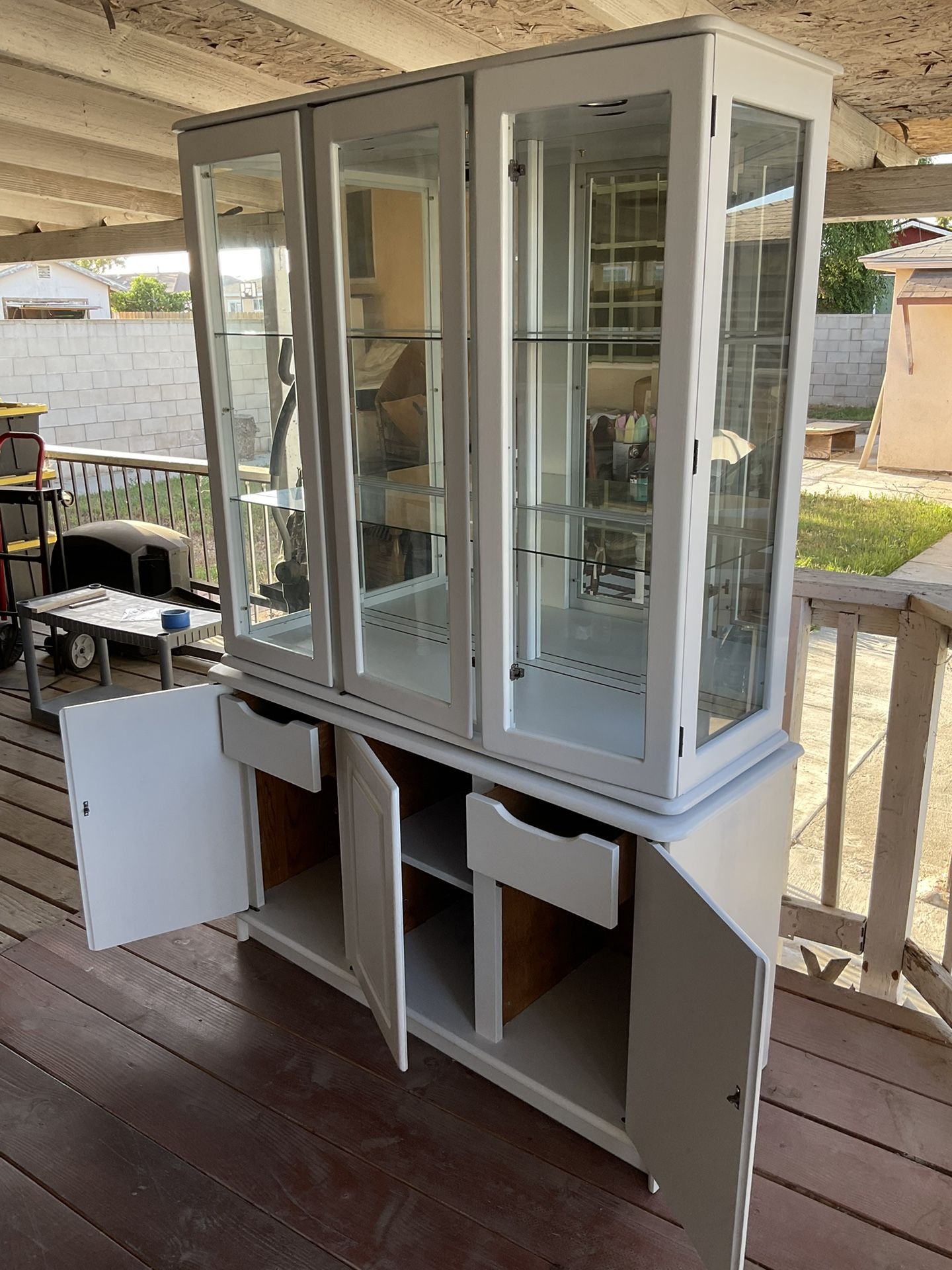 Display Cabinet