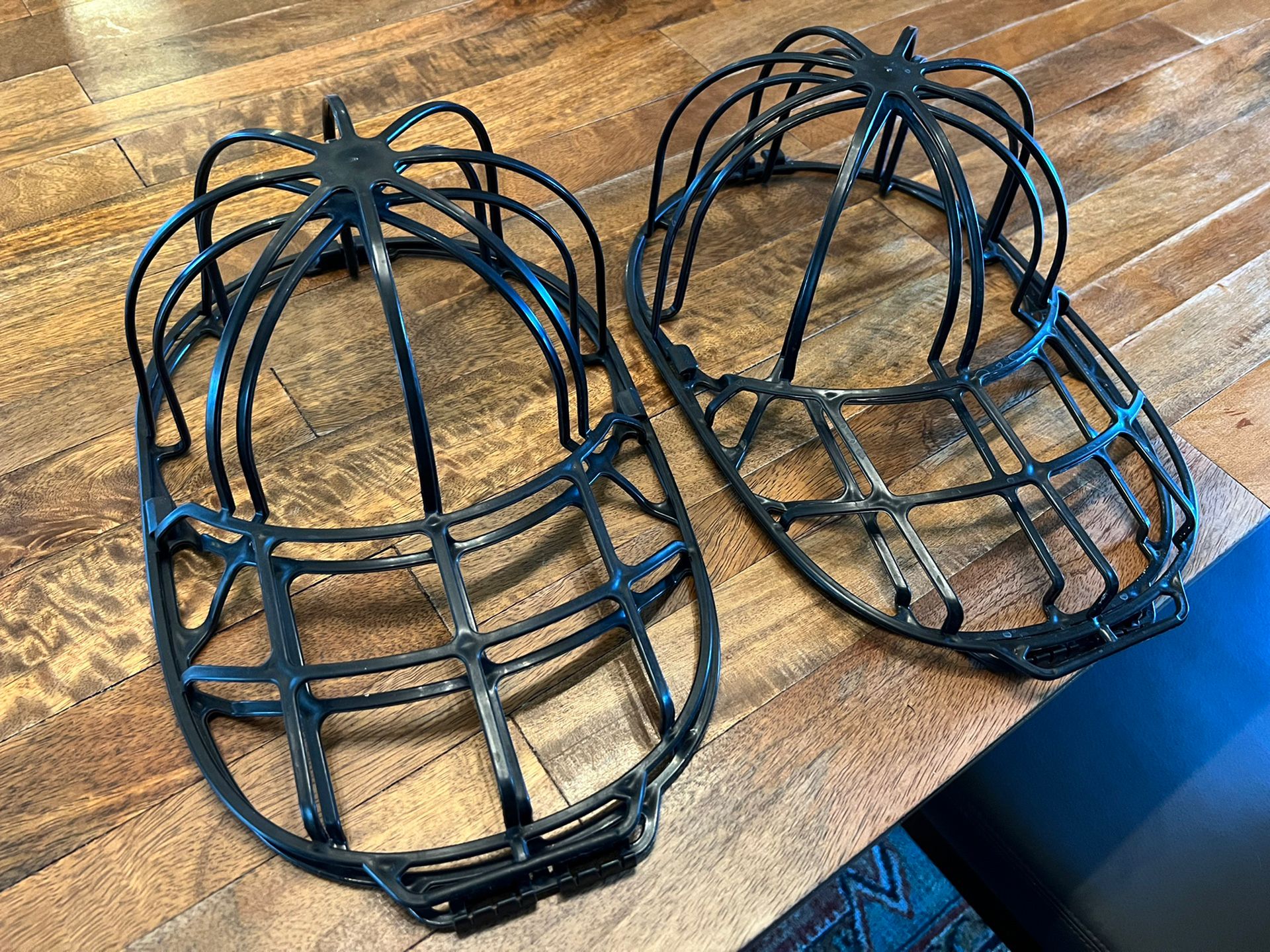 Hat Cleaning Cages