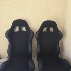 Universal Racing Seats
