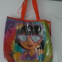 Dora Beach Tote