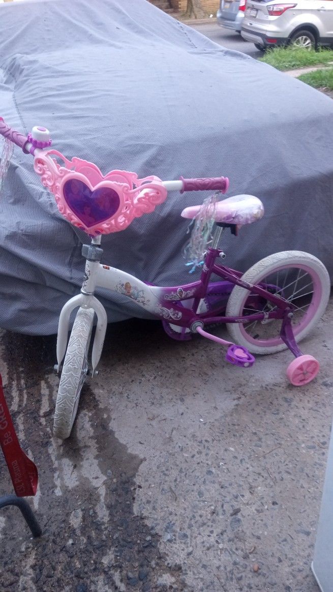 Girls Bike With Training Wheels READY TO RIDE 