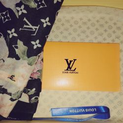 Louis Vuitton Cashmere Shawl 