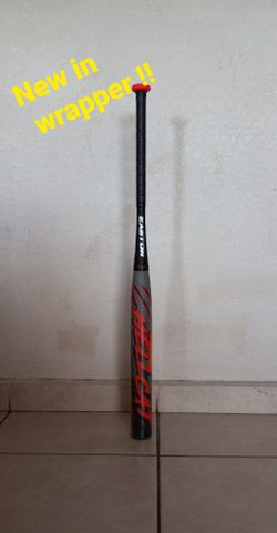 NEW IN THE WRAPPER!! 2022 27 oz Easton Hellcat Softball Bat 