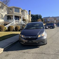 2015 Honda Odessy 
