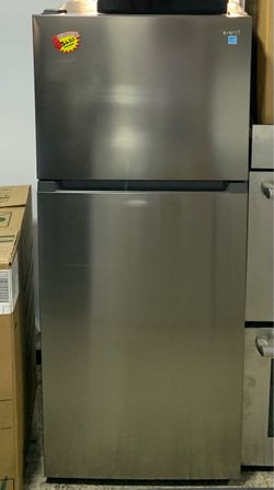 Avanti Top-Freezer Refrigerator Stainless Steel