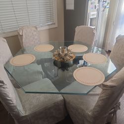 Round  Glass Dinning  Table With Good Cushion Chair With Chair Cover 