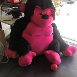 Giant Chester Gorilla