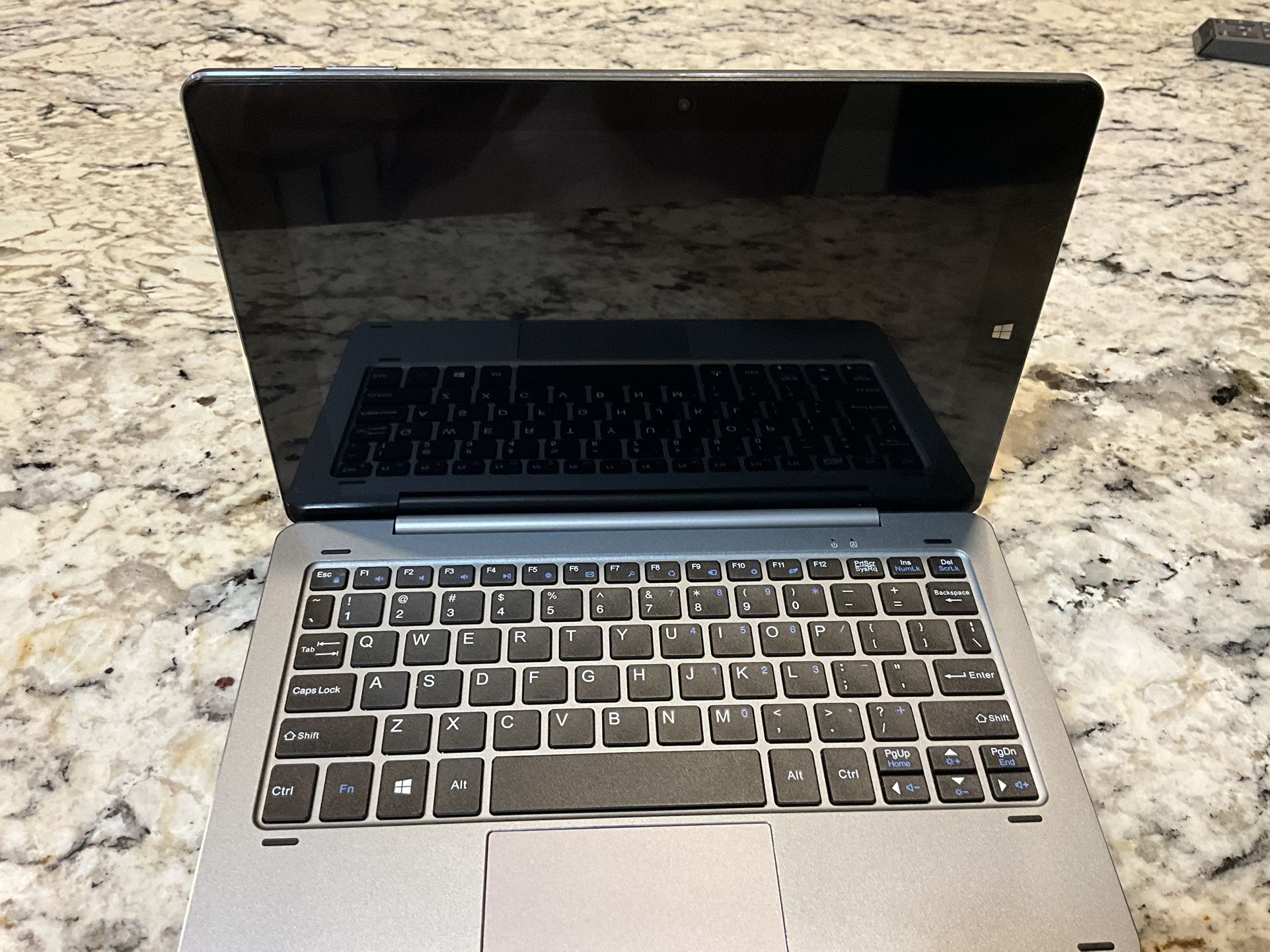 Laptop! Chuwi 10" HI10x (NOT WORKING)