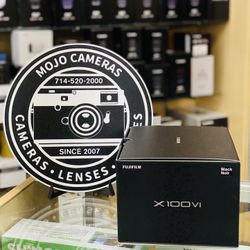 Fujifilm X100 VI Bundle