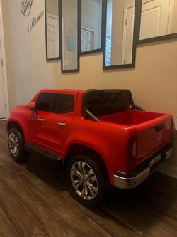 Mercedes-Benz Kids Ride-On Pickup Truck