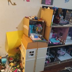 Doll Houses With People And Cars And Clothes ETC
