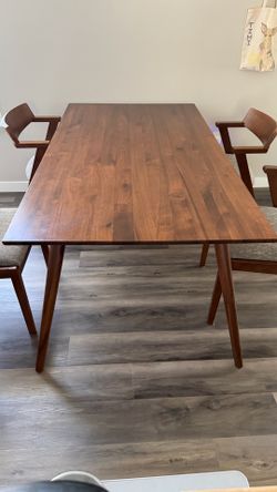 Article Dining Table Set
