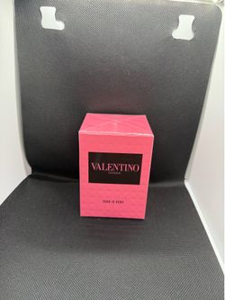 Valentino Born in Roma Donna | 100 mL , 3.4 fl oz ‼️