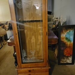 Rustic Wooden Gun Cabinet with Etched Glass 