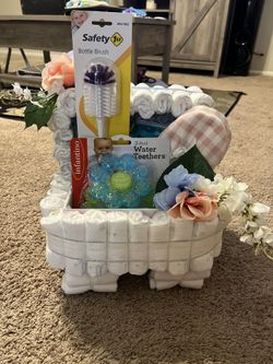Baby Bassinet/Cakes
