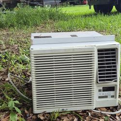 LG Window A/C Unit