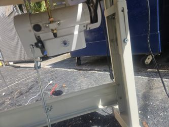 Sewin machine consew