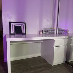 White Desk / Vanity