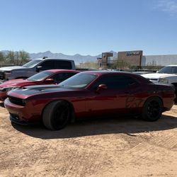 (contact info removed) Dodge Challenger Sxt