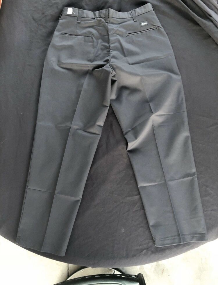 Pantalones Acampanados Size 1 Hasta 15/16 for Sale in Riverside, CA -  OfferUp