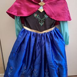 Disfraces Y Vestido. Size 7